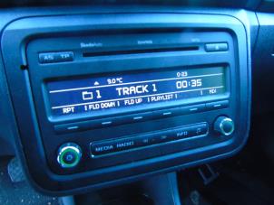 Gebrauchte Radio CD Spieler Skoda Fabia II Combi 1.2 TDI 12V Greenline Preis € 52,50 Margenregelung angeboten von Maresia Auto Recycling B.V.