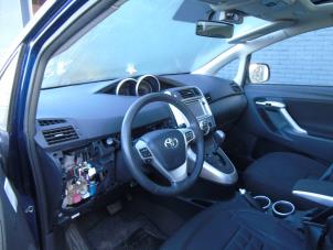 Usados Juego y módulo de airbag Toyota Verso 1.8 16V VVT-i Precio de solicitud ofrecido por Maresia Auto Recycling B.V.