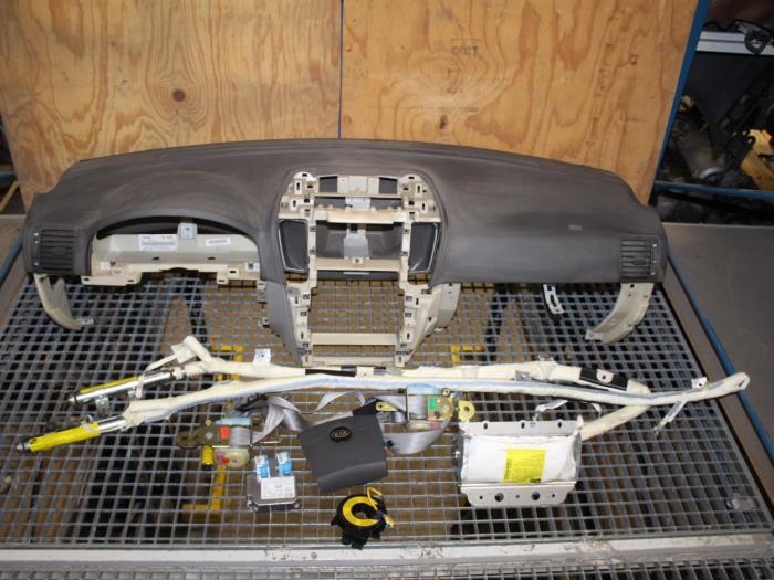 Kit+module airbag d'un Kia Sorento I (JC) 2.5 CRDi 16V 2004