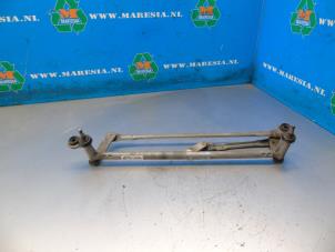 Used Wiper mechanism Volkswagen Scirocco (137/13AD) 1.4 TSI 122 16V Price € 47,25 Margin scheme offered by Maresia Auto Recycling B.V.