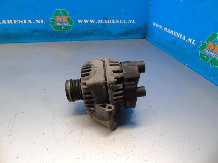 Begagnade Dynamo Fiat Qubo 1.3 D 16V Multijet Pris € 31,50 Marginaltabell erbjuds av Maresia Auto Recycling B.V.