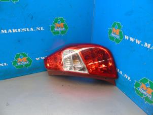 Używane Tylne swiatlo pozycyjne prawe Hyundai i10 (F5) 1.1i 12V Cena € 42,00 Procedura marży oferowane przez Maresia Auto Recycling B.V.