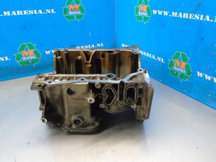 Gebrauchte Ölwanne Dacia Sandero II 0.9 TCE 12V Preis € 52,50 Margenregelung angeboten von Maresia Auto Recycling B.V.
