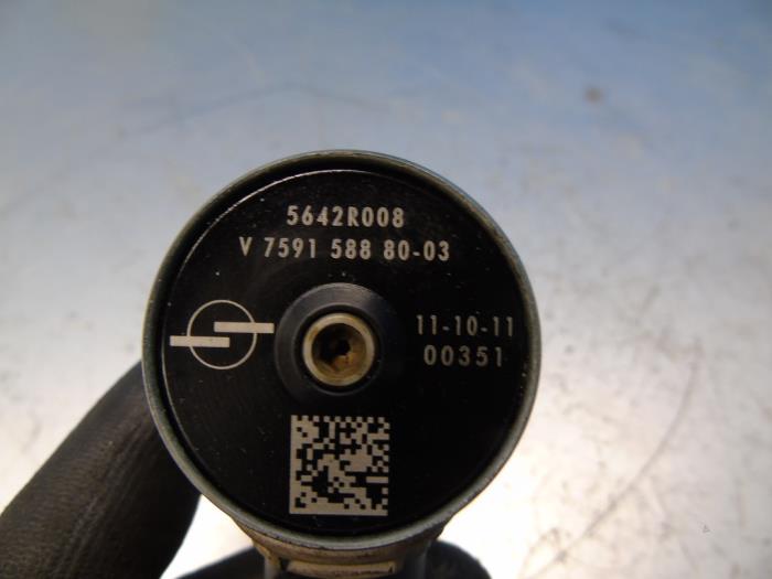 Camshaft adjuster from a BMW 1 serie (F20) 116i 1.6 16V 2014