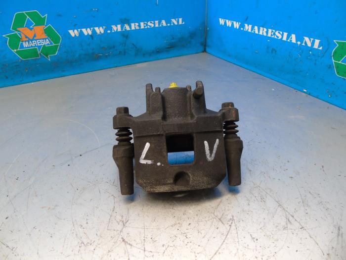 Gebrauchte Bremszange links vorne Mitsubishi Space Star (A0) 1.0 12V Preis € 52,50 Margenregelung angeboten von Maresia Auto Recycling B.V.