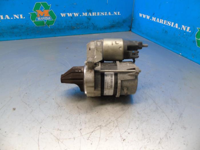 Begagnade Startmotor Peugeot 108 1.0 12V Pris € 39,38 Marginaltabell erbjuds av Maresia Auto Recycling B.V.