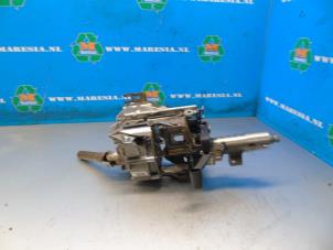 Used Steering column housing Renault Clio III (BR/CR) 1.2 16V 75 Price € 131,25 Margin scheme offered by Maresia Auto Recycling B.V.