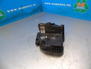 Used Front door lock mechanism 4-door, right Opel Astra K Sports Tourer 1.0 Turbo 12V Price € 47,25 Margin scheme offered by Maresia Auto Recycling B.V.