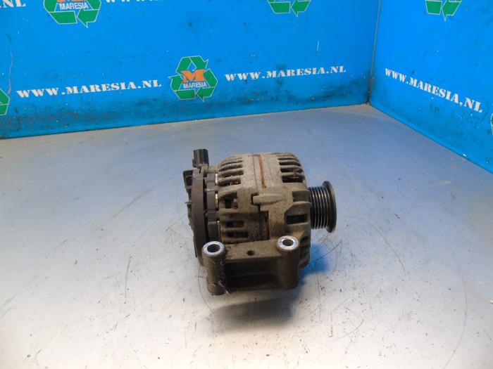 Begagnade Dynamo Ford Transit 2.0 TDdi 16V Pris € 52,50 Marginaltabell erbjuds av Maresia Auto Recycling B.V.