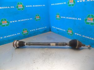Used Front drive shaft, right Volkswagen Passat Variant (3G5) 1.6 TDI 16V Price € 131,25 Margin scheme offered by Maresia Auto Recycling B.V.
