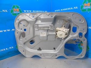 Used Window mechanism 4-door, front left Ford Focus 2 2.0 16V Price € 57,75 Margin scheme offered by Maresia Auto Recycling B.V.