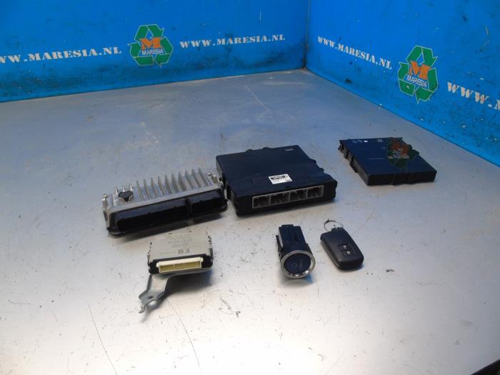 Used Ignition lock + computer Toyota Auris Touring Sports (E18) 1.8 16V Hybrid Price on request offered by Maresia Auto Recycling B.V.