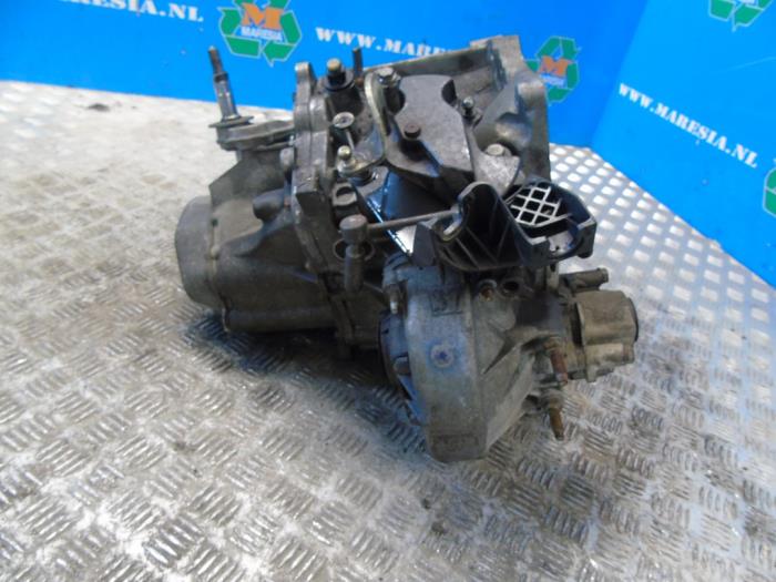 Gearbox Peugeot Partner 1.6 HDI 90 - 9H06 20DP33