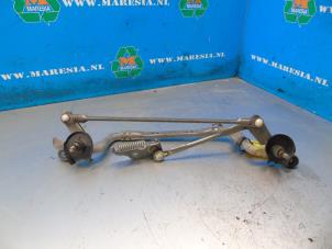 Used Wiper mechanism Toyota Prius (ZVW3) 1.8 16V Price € 63,00 Margin scheme offered by Maresia Auto Recycling B.V.
