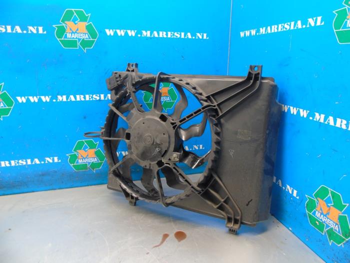 Cooling fans Hyundai i10 1.1i 12V 253800X050