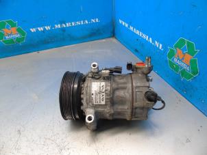 Used Air conditioning pump Volvo V40 (MV) 2.0 D3 16V Price € 115,50 Margin scheme offered by Maresia Auto Recycling B.V.