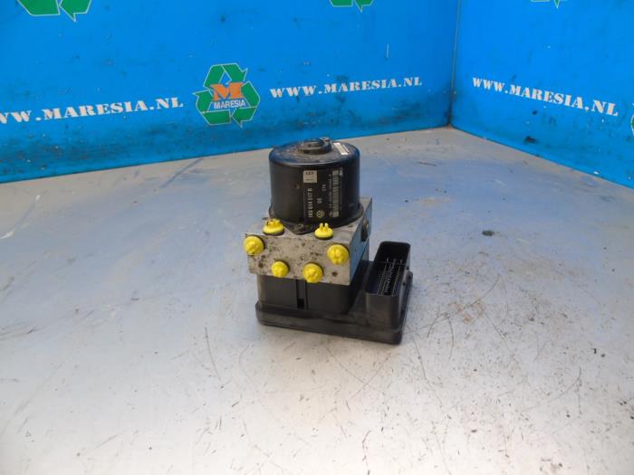 Used ABS pump Volkswagen Touran (1T1/T2) 1.6 FSI 16V Price € 210,00 Margin scheme offered by Maresia Auto Recycling B.V.