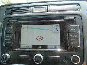 Usagé Système navigation Volkswagen Tiguan (5N1/2) 2.0 TDI 16V Blue Motion Prix € 294,00 Règlement à la marge proposé par Maresia Auto Recycling B.V.