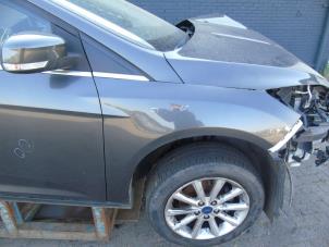 Used Front wing, right Ford Focus 3 1.0 Ti-VCT EcoBoost 12V 125 Price € 152,25 Margin scheme offered by Maresia Auto Recycling B.V.