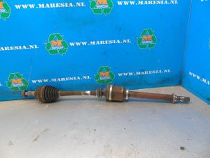 Used Front drive shaft, right Renault Clio III (BR/CR) 1.6 16V GT Price € 73,50 Margin scheme offered by Maresia Auto Recycling B.V.