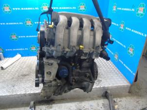 Used Engine Renault Clio III (BR/CR) 1.6 16V GT Price on request offered by Maresia Auto Recycling B.V.