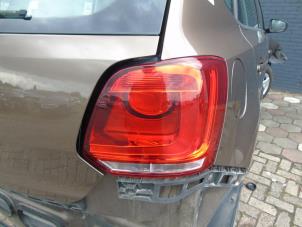 Usagé Feu arrière droit Volkswagen Polo V (6R) Prix € 52,50 Règlement à la marge proposé par Maresia Auto Recycling B.V.