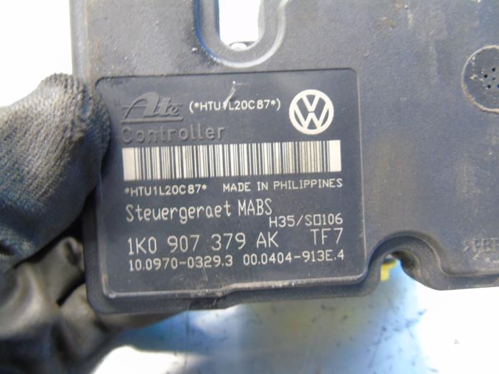 ABS pump from a Volkswagen Golf VI Variant (AJ5/1KA)  2013
