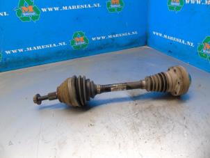 Used Front drive shaft, left Volkswagen Tiguan (5N1/2) Price € 131,25 Margin scheme offered by Maresia Auto Recycling B.V.