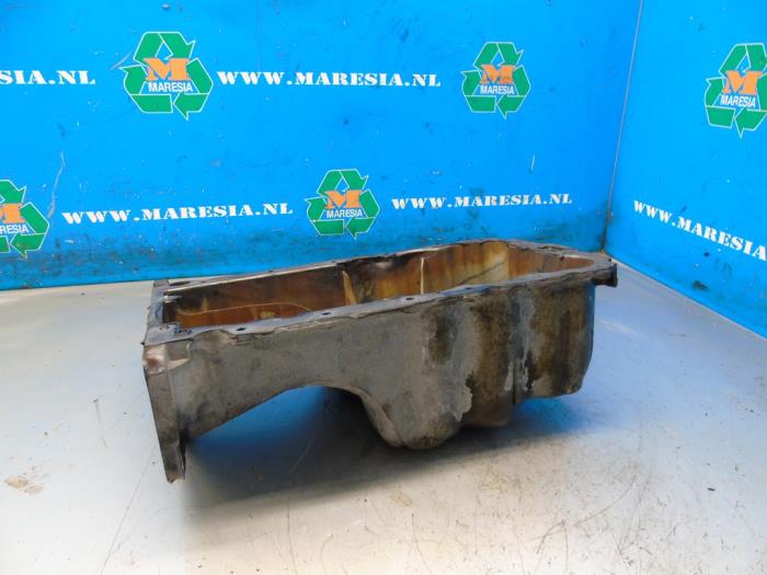 Usagé Couvercle carter Opel Astra J (PC6/PD6/PE6/PF6) 1.4 16V ecoFLEX Prix € 78,75 Règlement à la marge proposé par Maresia Auto Recycling B.V.