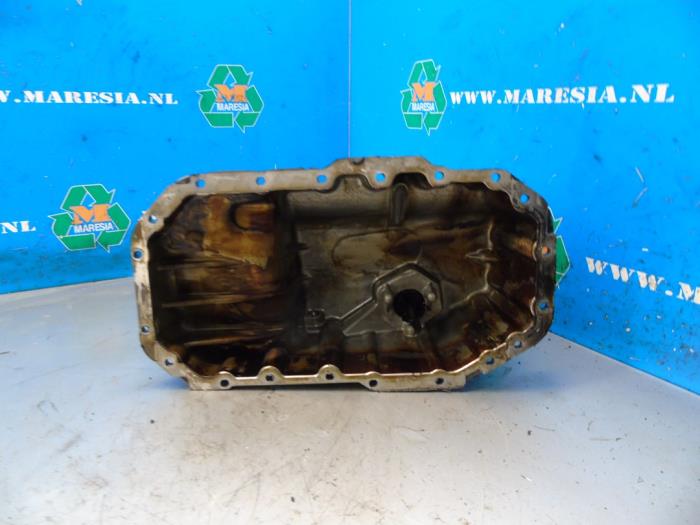 Used Sump Volkswagen Golf VI (5K1) 1.4 TSI 122 16V Price € 31,50 Margin scheme offered by Maresia Auto Recycling B.V.