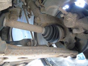 Used Front drive shaft, left Ford Focus 2 C+C 2.0 TDCi 16V Price € 105,00 Margin scheme offered by Maresia Auto Recycling B.V.