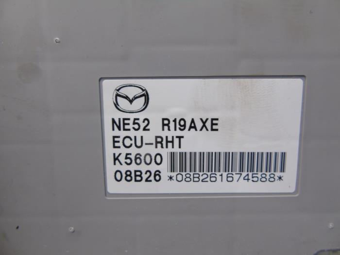 Convertible computer from a Mazda MX-5 (NC) 2.0i 16V 2008
