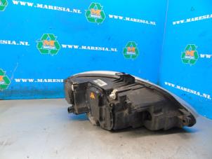 Used Headlight, left Seat Leon (1P1) 2.0 TFSI FR 16V Price € 183,75 Margin scheme offered by Maresia Auto Recycling B.V.