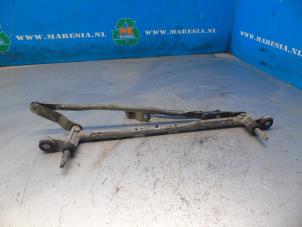 Used Wiper mechanism Fiat Panda (312) 1.2 69 Price € 31,50 Margin scheme offered by Maresia Auto Recycling B.V.