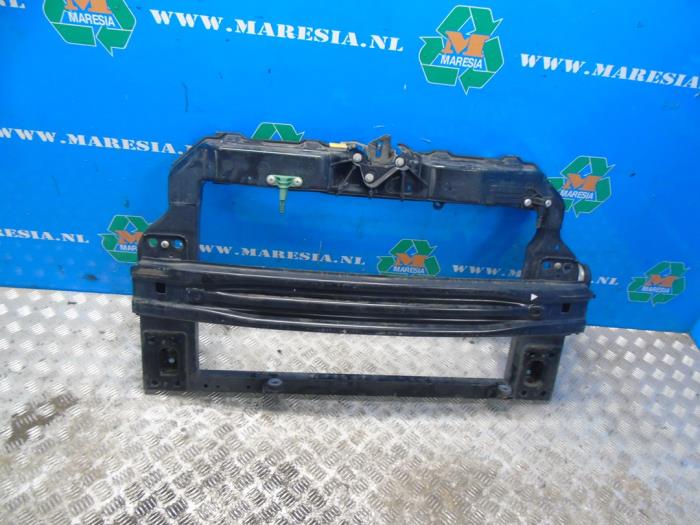 Begagnade Front Fiat Panda (312) 1.2 69 Pris € 105,00 Marginaltabell erbjuds av Maresia Auto Recycling B.V.