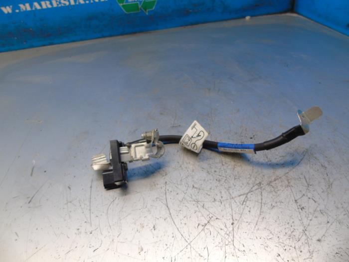 Begagnade Batterisensor Nissan Juke (F16) 1.0 DIG-T 12V Pris € 52,50 Marginaltabell erbjuds av Maresia Auto Recycling B.V.