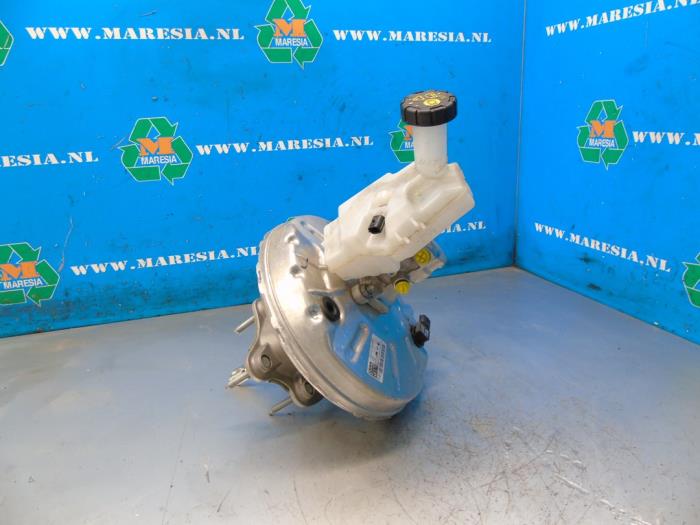Usagé Servo frein Nissan Juke (F16) 1.0 DIG-T 12V Prix € 157,50 Règlement à la marge proposé par Maresia Auto Recycling B.V.