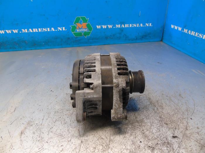 Gebrauchte Dynamo Chevrolet Cruze (300) 2.0 D 16V Preis € 47,25 Margenregelung angeboten von Maresia Auto Recycling B.V.