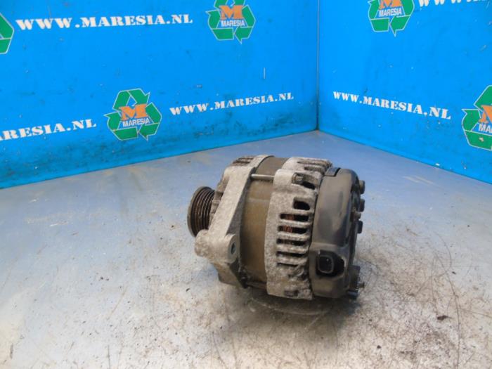 Dynamo from a Chevrolet Cruze (300) 2.0 D 16V 2011
