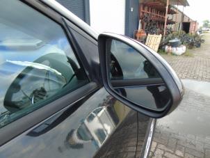 Used Wing mirror, right Chevrolet Cruze (300) 2.0 D 16V Price € 68,25 Margin scheme offered by Maresia Auto Recycling B.V.