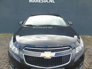 Used Bonnet Chevrolet Cruze (300) 2.0 D 16V Price € 183,75 Margin scheme offered by Maresia Auto Recycling B.V.