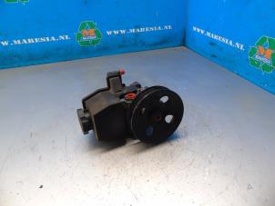 Used Power steering pump Mercedes SLK (R170) 2.0 200 K 16V Price € 63,00 Margin scheme offered by Maresia Auto Recycling B.V.