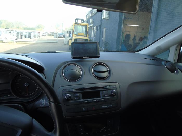 Système navigation d'un Seat Ibiza IV SC (6J1) 1.2 TSI 2013