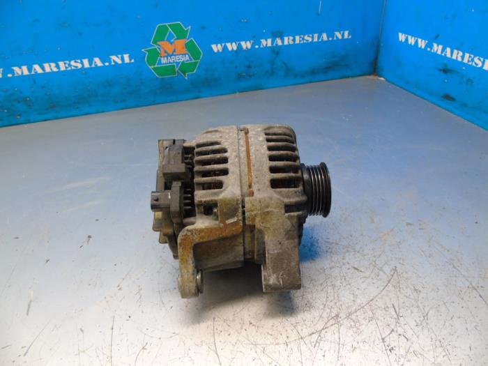 Usagé Dynamo Opel Corsa D 1.2 16V Prix € 31,50 Règlement à la marge proposé par Maresia Auto Recycling B.V.