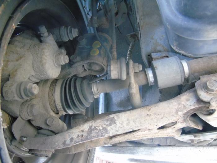 Front drive shaft, right from a Kia Picanto (TA) 1.0 12V 2014