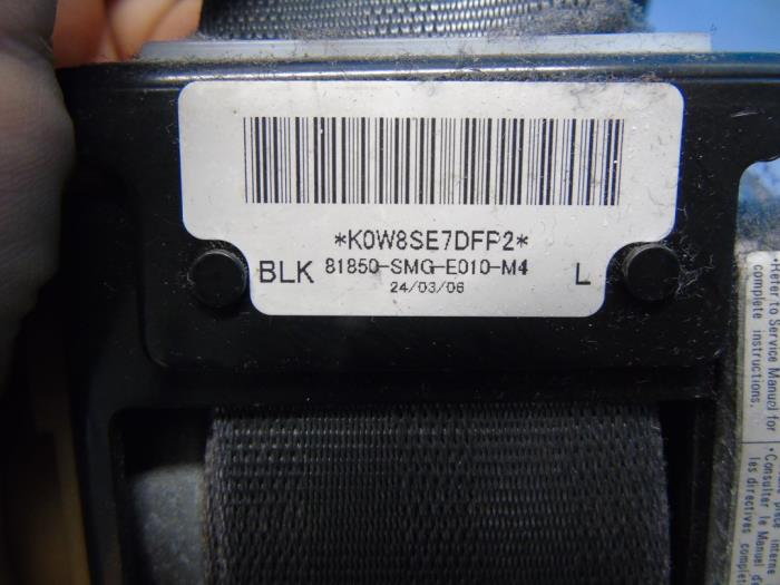 Ceinture de sécurité avant gauche d'un Honda Civic (FK/FN) 1.4 i-Dsi 2006