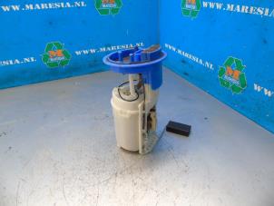 Used Electric fuel pump Volkswagen Golf V (1K1) 1.6 FSI 16V Price € 47,25 Margin scheme offered by Maresia Auto Recycling B.V.