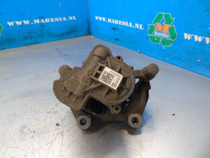 Gebrauchte Bremszange links hinten Skoda Karoq 1.5 TSI 16V Preis € 99,75 Margenregelung angeboten von Maresia Auto Recycling B.V.