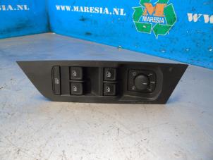 Used Multi-functional window switch Skoda Karoq 1.5 TSI 16V Price € 36,75 Margin scheme offered by Maresia Auto Recycling B.V.