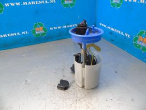 Usados Bomba eléctrica de combustible Skoda Rapid Spaceback 1.2 TSI Precio € 78,75 Norma de margen ofrecido por Maresia Auto Recycling B.V.